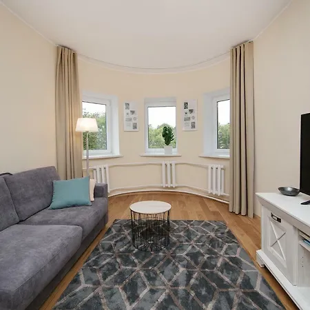 Cozy&quiet, 5 Floor, 800 Meters From Harbour شقة