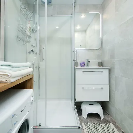 Cozy&quiet, 5 Floor, 800 Meters From Harbour Appartamento